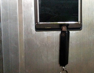 智能鎖新標桿 中興多重開門方式如何筑就居家安全防線